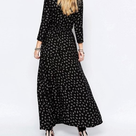Sisley France Floral Fit &Flare Maxi Dress in Paisley Black Cocktail Longsleeve - Picture 2 of 11
